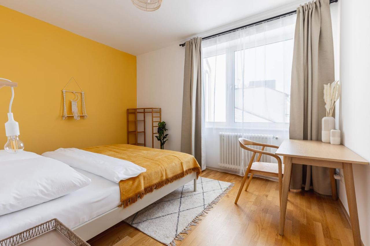 Bright Stylish Apartment With A Balcony In A Top Location ウィーン エクステリア 写真