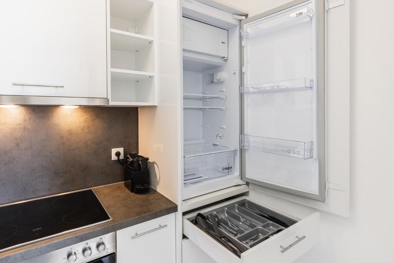 Bright Stylish Apartment With A Balcony In A Top Location ウィーン エクステリア 写真