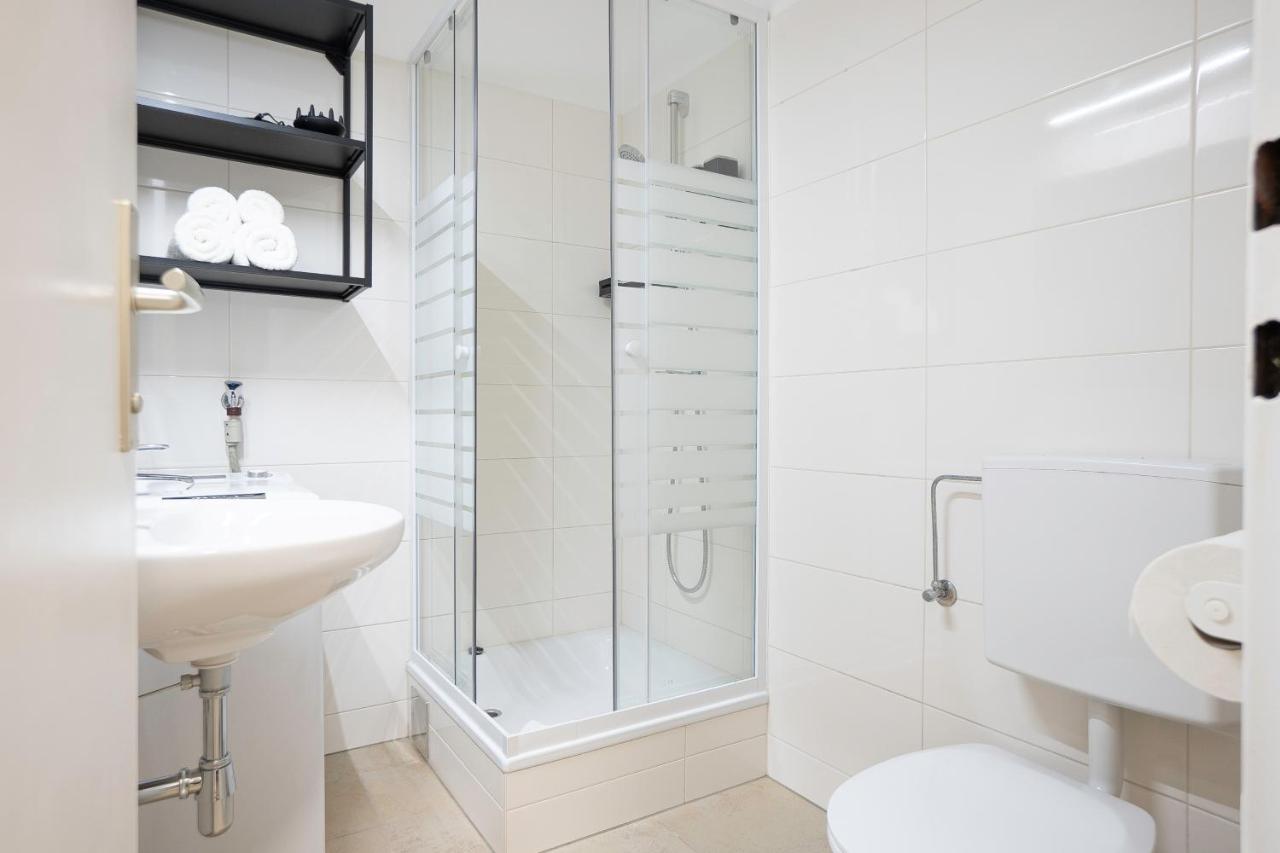 Bright Stylish Apartment With A Balcony In A Top Location ウィーン エクステリア 写真